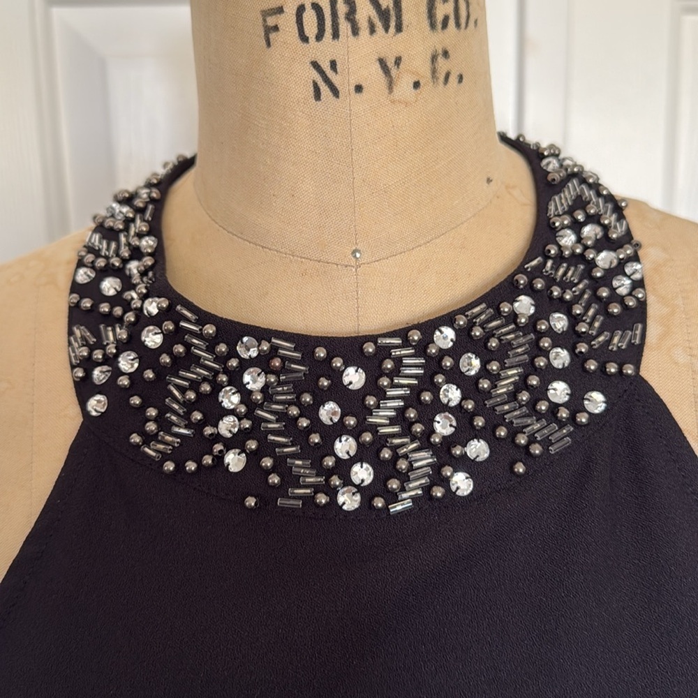 WD.NY BEADED NECK HALTER TUNIC. SIZE. XL - Picture 2 of 8